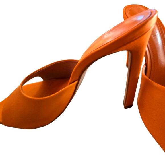 Schutz Orange Heels - Picture 2 of 4